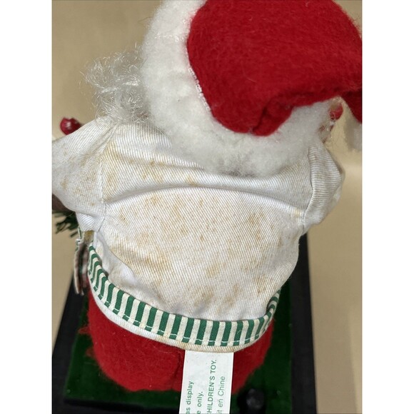 VTG Holiday Scene Santa Creations Musical Lights Up Plays Xmas Carols 1990 W/box - Picture 7 of 13